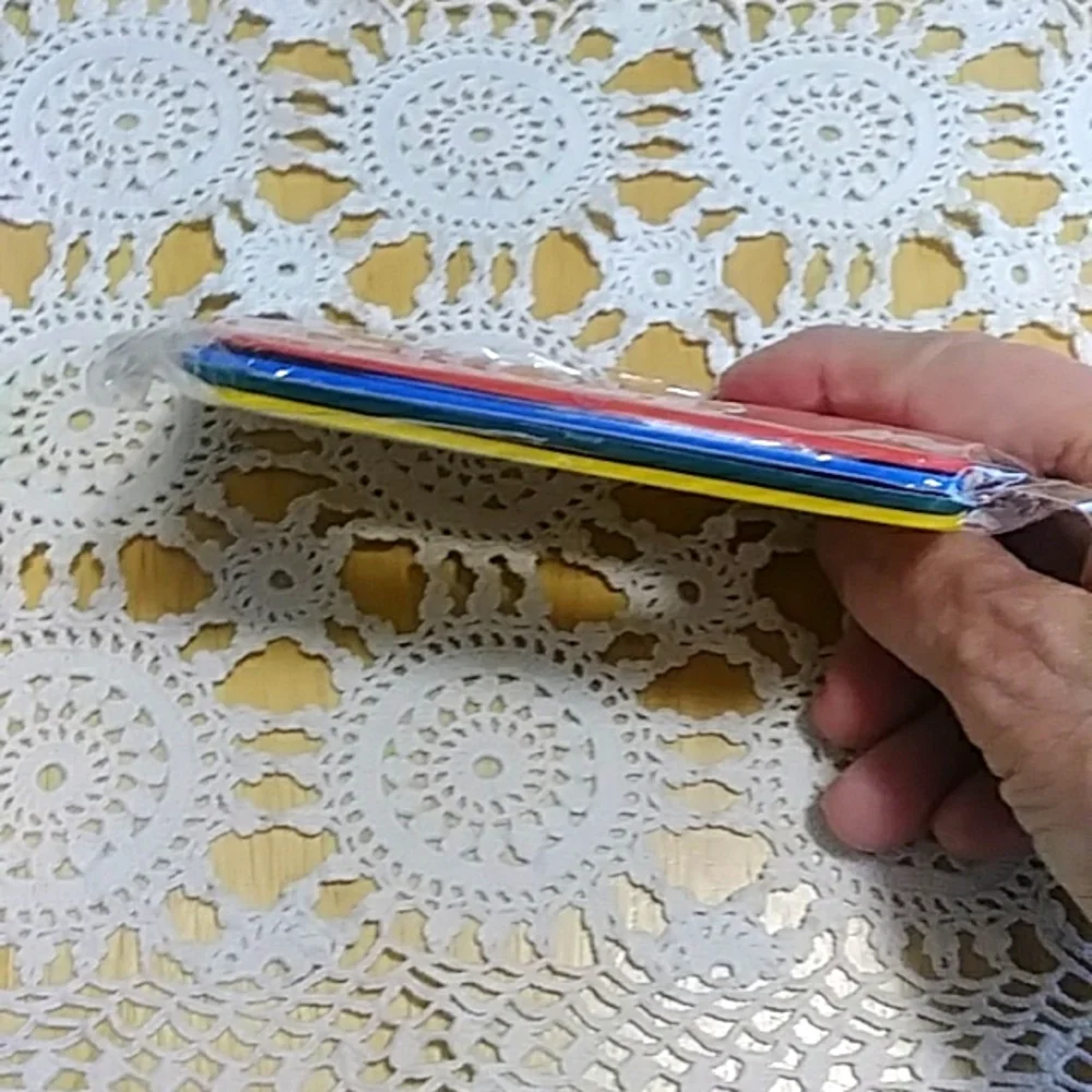 Cake icing decorators